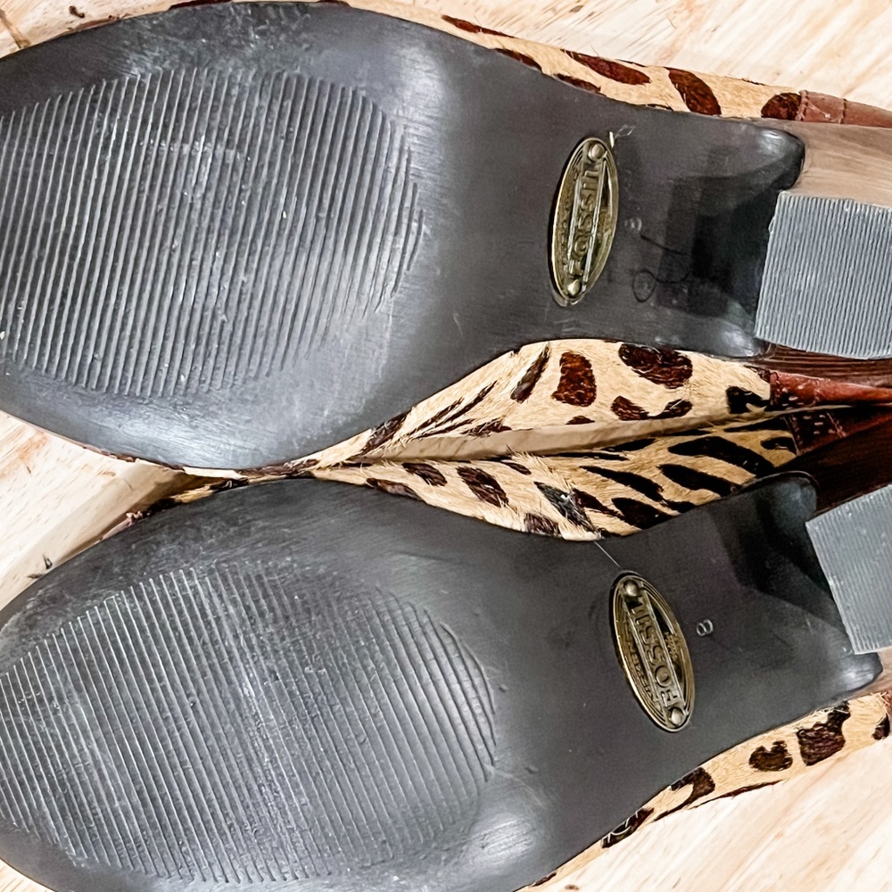Fossil Sahara High Heel Pump - Picture 4 of 4